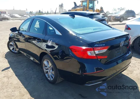 2018 Honda Accord Lx z USA, uszkodzony, nr VIN 1HGCV1F15JA179640